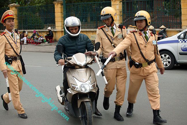 Khi không tham gia bảo hiểm xe máy có bị phạt không?