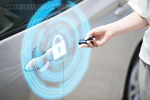 tại sao xe ô tô đề không nổ