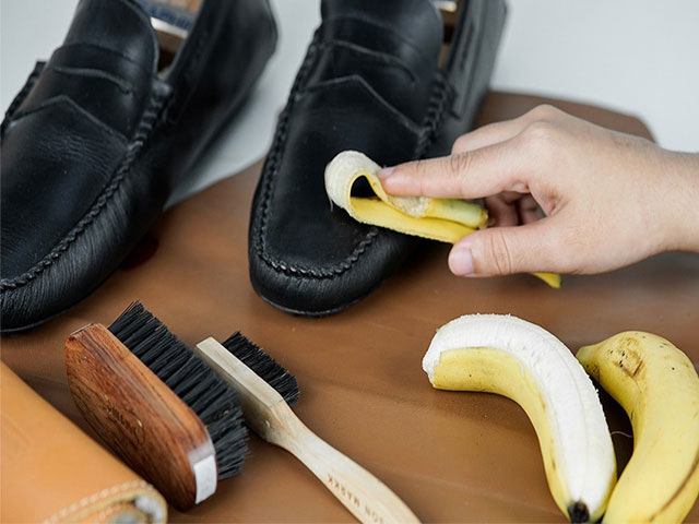 Vỏ chuối có thể thay thế xi đánh giày