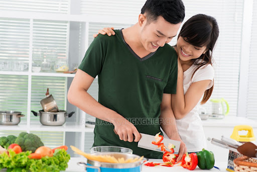 Chủ động làm việc nhà giúp vợ của mình