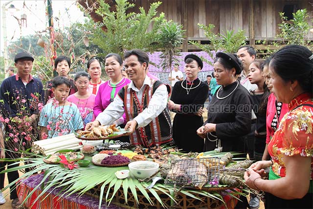 cuoc-song-vung-cao-ngay-tet