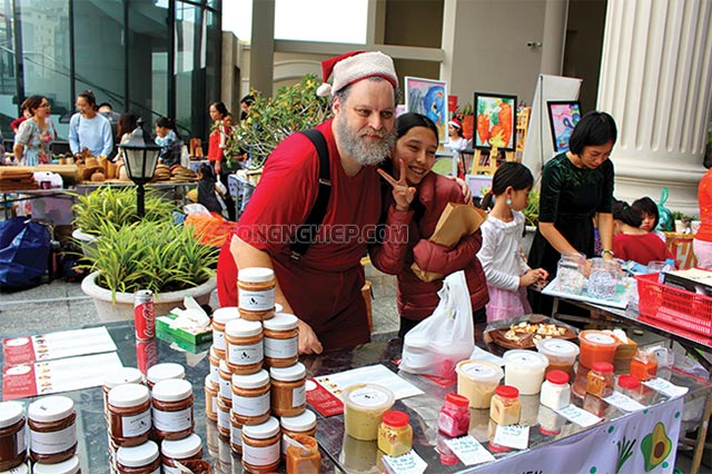 Bạn đã ghé thăm chợ phiên Giáng Sinh Hoa Lư chưa?